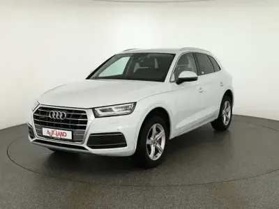 Käytetty Audi Q5 Ambiente 245 HP (180 kW) 2020 Valkoinen Katumaasturi