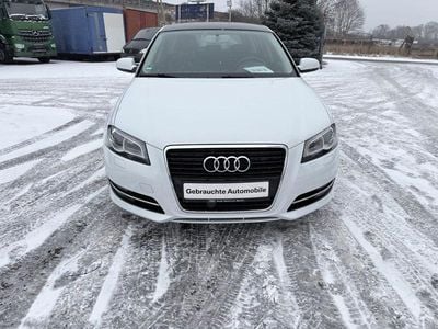 Gebraucht Audi A3 Attraction 125 PS (91 kW) 2012 Weiß Kleinwagen