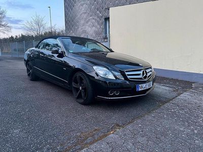 Mercedes E200