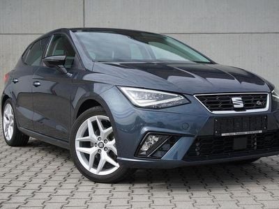Usado Seat Ibiza FR 116 CV (85 kW) 2019 Gris Utilitario