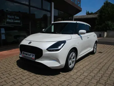 Neu Suzuki Swift Comfort 83 PS (61 kW) 2026 Weiß Kleinwagen