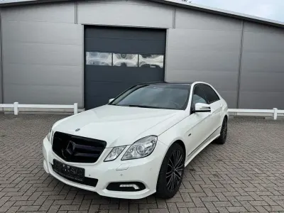 Gebraucht Mercedes E200 184 PS (135 kW) 2009 Weiß Limousine
