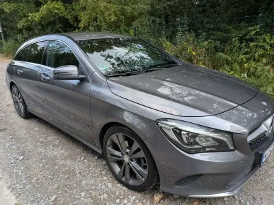 Gebraucht Mercedes CLA200 Shooting Brake Urban 156 PS (114 kW) 2016 Grau Kombi