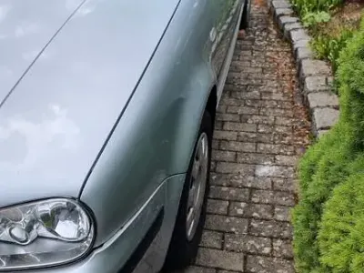 Gebraucht VW Golf IV Highline 105 PS (77 kW) 2001 Silber Limousine