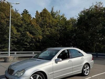 Mercedes C270