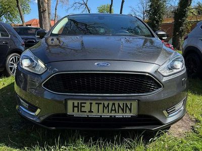 Usata Ford Focus Titanium 150 CV (110 kW) 2016 Grigio Station wagon
