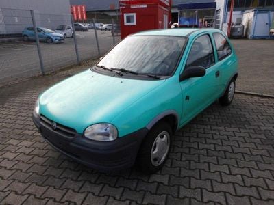Gebraucht Opel Corsa Swing 45 PS (33 kW) 1995 Grün Kleinwagen