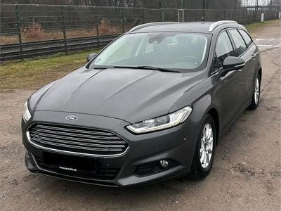 Grau Gebraucht 2015 Ford Mondeo Trend Kombi | 7.900 € (Guter Preis)