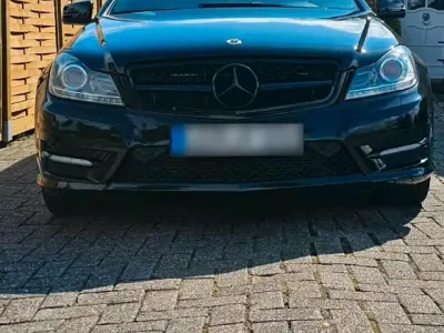 Gebraucht Mercedes C250 AMG line 204 PS (150 kW) 2013 Schwarz Coupé