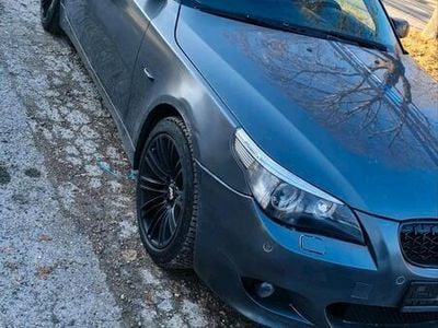 BMW 525