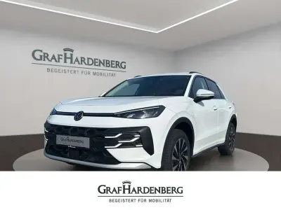 Neu VW T-Roc Cabriolet Life 116 PS (85 kW) 2026 Pure white SUV