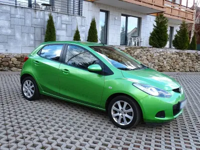 Brugt Mazda 2 Independence 75 HK (55 kW) 2008 Grøn Hatchback