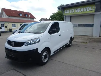 Gebraucht Fiat Scudo 144 PS (105 kW) 2023 Weiß Van