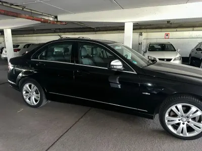 Gebraucht Mercedes C200 184 PS (135 kW) 2007 Schwarz Limousine