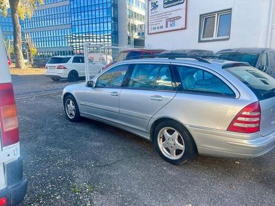 Mercedes C270