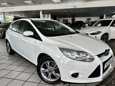 Usata Ford Focus SYNC Edition 125 CV (91 kW) 2014 Bianco Berlina