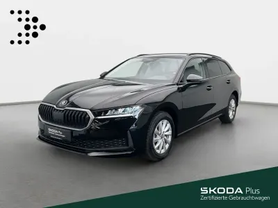 Gebraucht Skoda Superb Essence 150 PS (110 kW) 2025 Onyxschwarz metallic Kombi