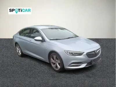 Używany Opel Insignia Innovation 170 KM (125 kW) 2017 Niebieski Hatchback
