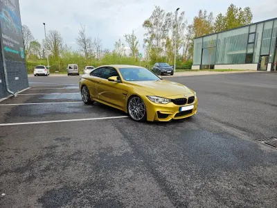 Gebraucht BMW M4 Sport Line 431 PS (317 kW) 2017 Gold
