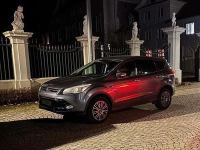 Gebraucht Ford Kuga Titanium 181 PS (133 kW) 2014 Grau SUV