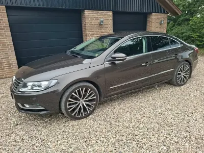 Gebraucht VW CC Basis 140 PS (102 kW) 2014 Schwarz Limousine