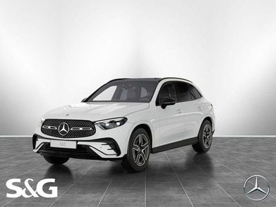 Gebraucht Mercedes GLC300 AMG 258 PS (189 kW) 2023 Unilack polarweiß SUV