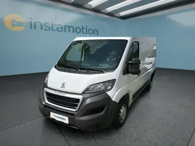 Gebraucht Peugeot Boxer 140 PS (102 kW) 2023 Weiß Van