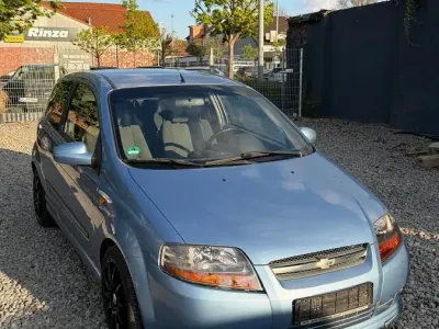 Gebraucht Chevrolet Kalos 93 PS (68 kW) 2005 Blau Kleinwagen