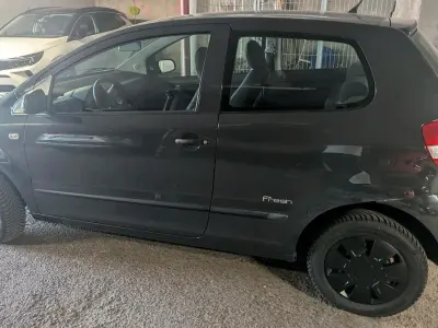 Gebraucht VW Fox 54 PS (39 kW) 2008 Grau Kleinwagen