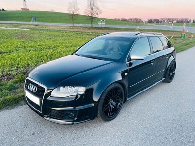 gebraucht Audi RS4 4.2 quattro Avant - Schalensitze & Carbon