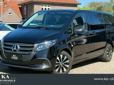 Gebraucht Mercedes Vito 190 PS (139 kW) 2025 Schwarz Van