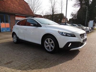 Gebraucht Volvo V40 CC Kinetic 114 PS (83 kW) 2014 Weiß Kombi