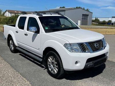 gebraucht Nissan Navara 4x4 Allrad Automatik Leder AHK Kamera Klima 3.0 V6