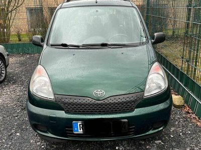 gebraucht Toyota Yaris Verso (44500KM) mit neu Tüv sehr sauber