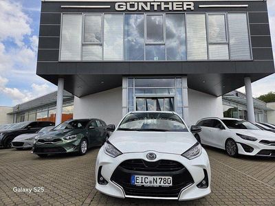 Gebraucht Mazda 2 Comfort 116 PS (85 kW) 2023 Northern white pearl Kleinwagen