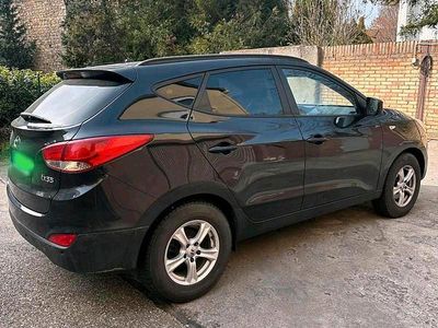 Second-hand Hyundai ix35 163 CP (119 kW) 2010 Negru SUV