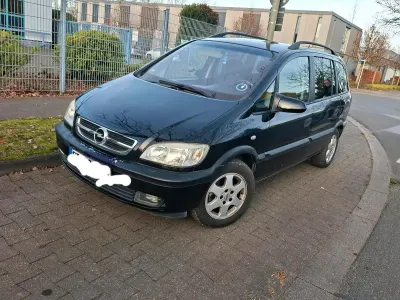 Gebraucht Opel Zafira 125 PS (91 kW) 2002 Schwarz Van / Kleinbus