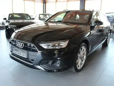 Gebraucht Audi A4 Sport 204 PS (150 kW) 2024 Brillantschwarz Kombi