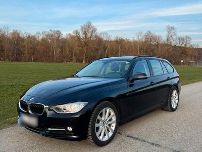 Gebraucht BMW 318 Sport Line 143 PS (105 kW) 2014 Schwarz Kombi