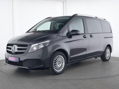 Mercedes V220