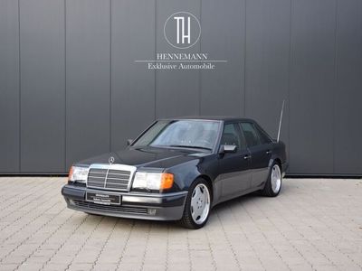 Gebraucht Mercedes E500 320 PS (235 kW) 1992 Schwarz Limousine
