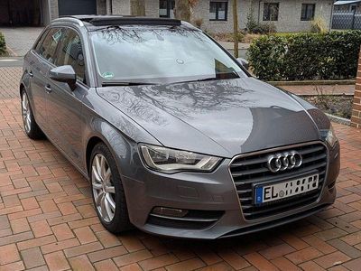 Gebraucht Audi A3 Ambition 150 PS (110 kW) 2014 Grau Limousine