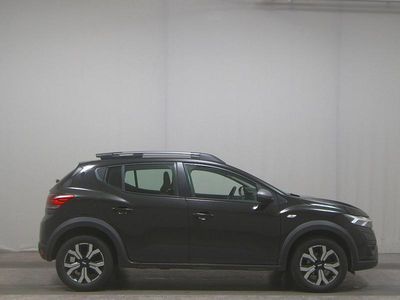 Schwarz Gebraucht 2023 Dacia Sandero Expression Limousine | 13.780 € (Fairer Preis)