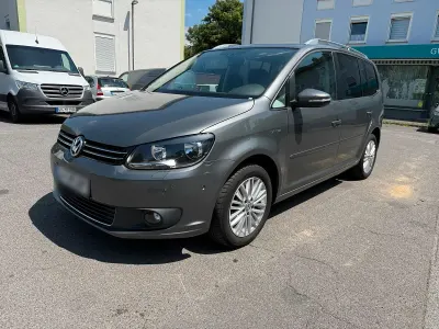 Gebraucht VW Touran 140 PS (102 kW) 2015 Grau Van / Kleinbus
