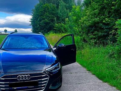 Gebraucht Audi A4 Comfort 136 PS (100 kW) 2020 Schwarz Kombi