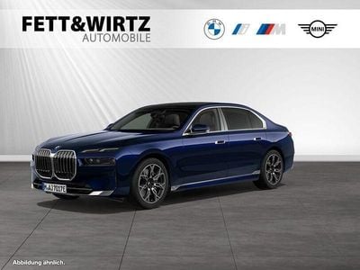 Gebraucht BMW 750e Comfort Edition 489 PS (359 kW) 2025 Bmw individual tansanitblau metallic Limousine
