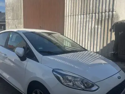 Gebraucht Ford Fiesta Cool & Connect 95 PS (69 kW) 2020 Weiß Kleinwagen