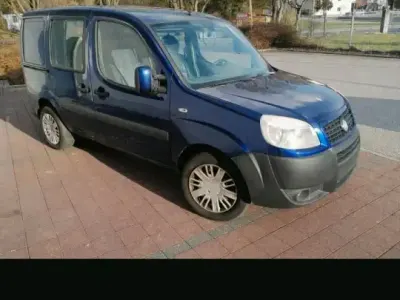 Gebraucht Fiat Doblò 105 PS (77 kW) 2007 Blau Van / Kleinbus