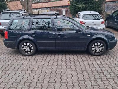 Gebraucht 2001 VW Golf IV Kombi | 2.300 € (Etwas zu teuer)