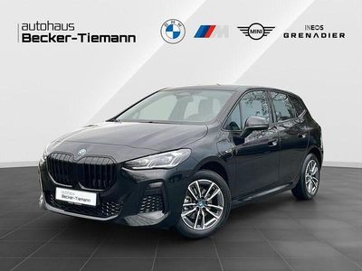 Gebraucht BMW 225 Active Tourer M Sport 245 PS (180 kW) 2022 Saphirschwarz Van / Kleinbus